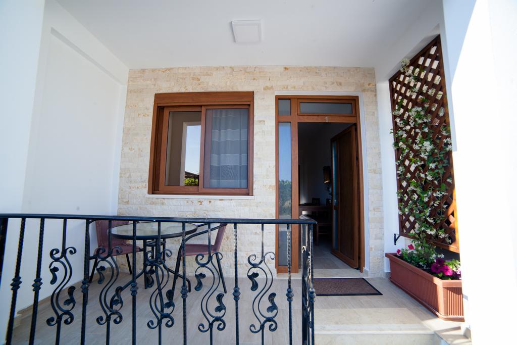 Kollari Apartments Ulcinj Ngoại thất bức ảnh
